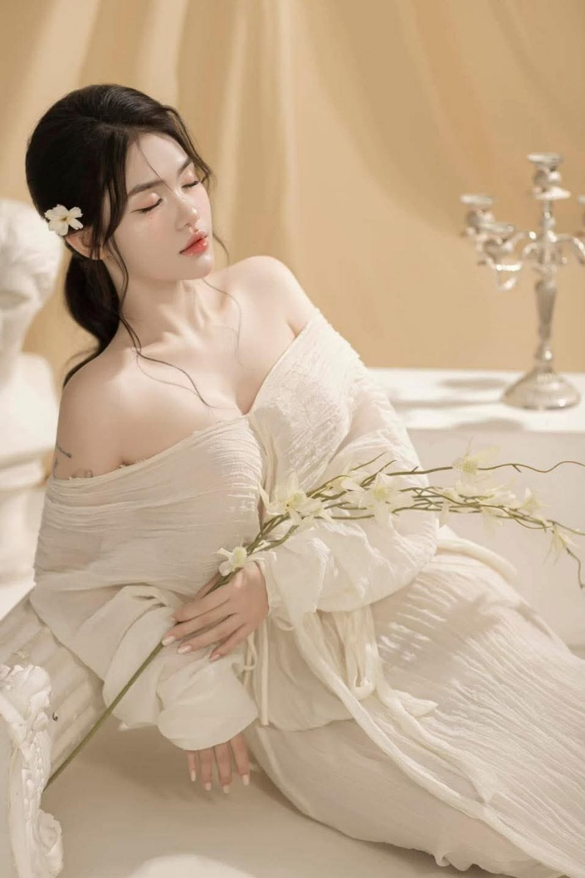Nữ điều tra viên rơi vào tay những kẻ tội phạm biến thái